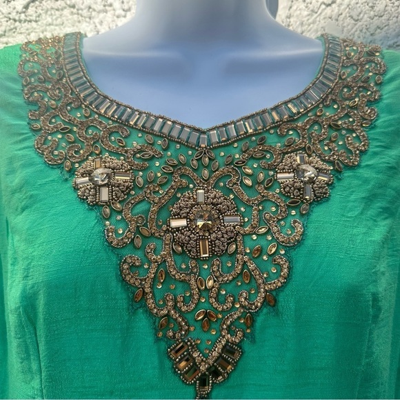 Formal raw silk Anarkali Indian gown green embroidered beaded wedding full skirt - Picture 2 of 10